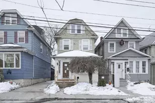 64 Watchogue Rd, New York, NY 10314 - Photo 1