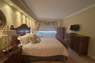 18-15 215th St, Bayside, NY 11360 - Photo 10