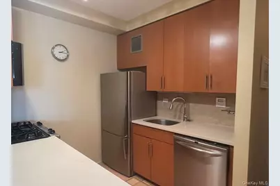 18-15 215 Street #PH F, Bayside, NY 11360 - Photo 6