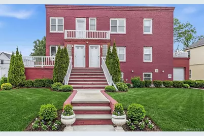 325 E Park Avenue, Long Beach, NY 11561 - Photo 2