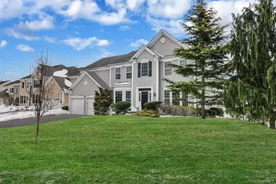 27 Avolet Court, Mount Sinai, NY 11766 - Photo 2