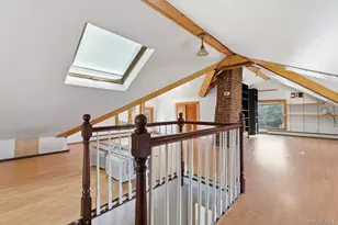 79 Red Ground Rd, Roslyn Heights, NY 11577 - Photo 22