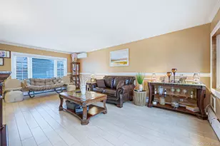 481 May Ln, East Meadow, NY 11554 - Photo 6