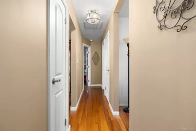 449 51st Street, Lindenhurst, NY 11757 - Photo 6