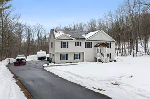 65 Beaver Rd, Lagrangeville, NY 12540 - Photo 2