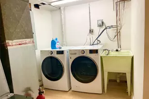 [Address not provided], New Hyde Park, NY 11040 - Photo 22