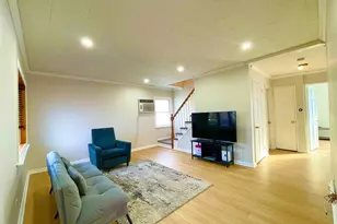 [Address not provided], New Hyde Park, NY 11040 - Photo 4