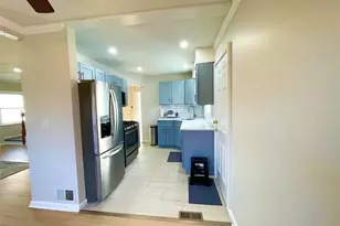 [Address not provided], New Hyde Park, NY 11040 - Photo 10