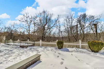 19 Sassinoro Boulevard, Cortlandt Manor, NY 10567 - Photo 48