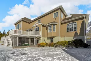 19 Sassinoro Blvd, Cortlandt Manor, NY 10567 - Photo 46