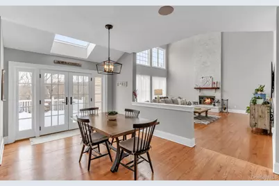 19 Sassinoro Boulevard, Cortlandt Manor, NY 10567 - Photo 16