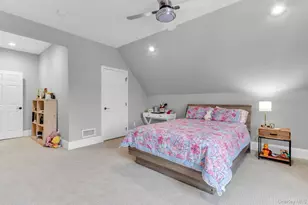 19 Sassinoro Blvd, Cortlandt Manor, NY 10567 - Photo 30