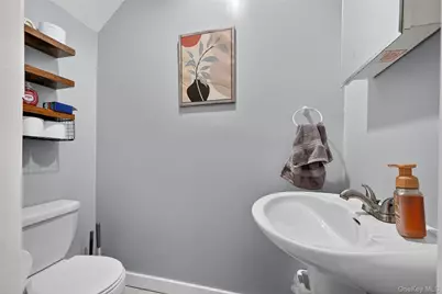 21 Nevins Street, Ellenville, NY 12428 - Photo 10