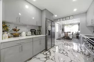 192 Mill Rd, Valley Stream, NY 11581 - Photo 14