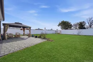 192 Mill Rd, Valley Stream, NY 11581 - Photo 26