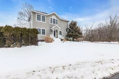 300 Fiddler Lane, Greenport, NY 11944 - Photo 2