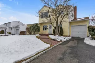 31 Steven St, Plainview, NY 11803 - Photo 20