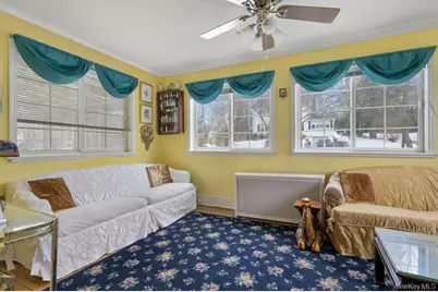 21 Lawrence Place, Pelham, NY 10803 - Photo 6