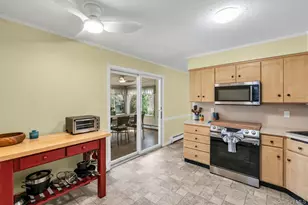 5845 N Bayview Rd, Southold, NY 11971 - Photo 10
