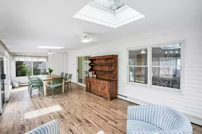 5845 N Bayview Road, Southold, NY 11971 - Photo 10