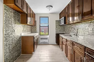 451 Fulton Ave, Hempstead, NY 11550 - Photo 6