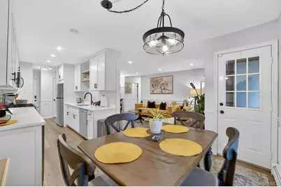 121 Foxwood Circle #121, Mount Kisco, NY 10549 - Photo 18