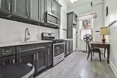 5917 Putnam Avenue, Ridgewood, NY 11385 - Photo 16