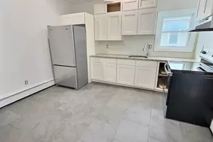 155 N Clinton St, Poughkeepsie, NY 12601 - Photo 2