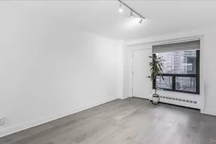 61-35 98th St, Rego Park, NY 11374 - Photo 10