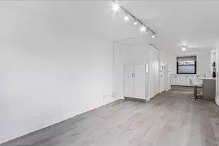 61-35 98th St, Rego Park, NY 11374 - Photo 12