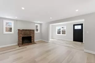 452 Montauk Hwy, East Quogue, NY 11942 - Photo 4