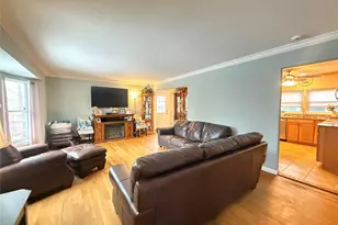 92 Southaven Ave, Mastic, NY 11950 - Photo 6