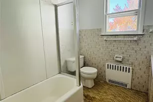 38 Linden Pl, New Rochelle, NY 10801 - Photo 4