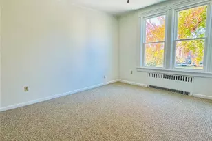 38 Linden Pl, New Rochelle, NY 10801 - Photo 6