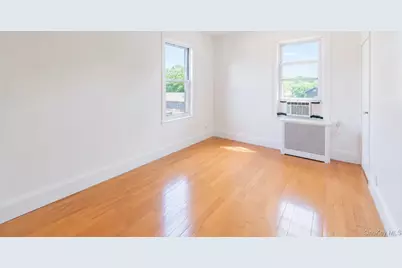 9701 69th Avenue, Forest Hills, NY 11375 - Photo 12