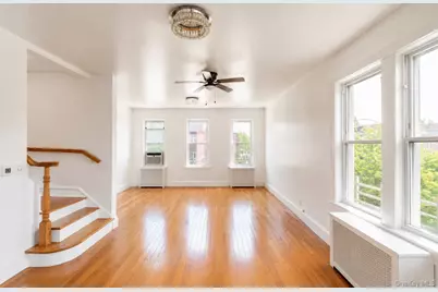 9701 69th Avenue, Forest Hills, NY 11375 - Photo 4