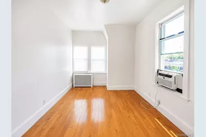 9701 69th Avenue, Forest Hills, NY 11375 - Photo 10