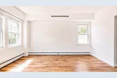 9701 69th Avenue, Forest Hills, NY 11375 - Photo 6