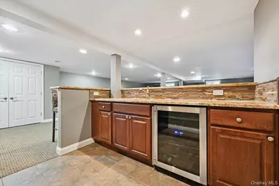 21 Colgate Lane, Woodbury, NY 11797 - Photo 34