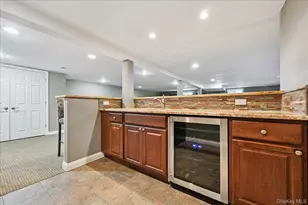 21 Colgate Ln, Woodbury, NY 11797 - Photo 34