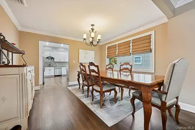 21 Colgate Lane, Woodbury, NY 11797 - Photo 14