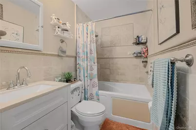 3220 Fairfield Avenue #5A, Bronx, NY 10463 - Photo 8