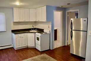 927 Jackson Ave, Lindenhurst, NY 11757 - Photo 2