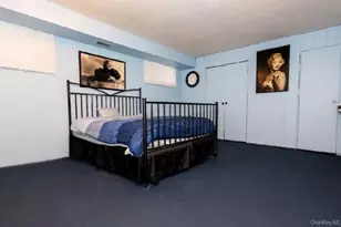 32 Ebey Ln, New York, NY 10312 - Photo 10