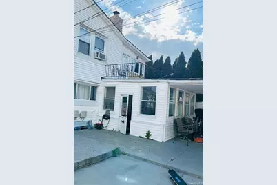 911 First Avenue, Franklin Square, NY 11010 - Photo 2