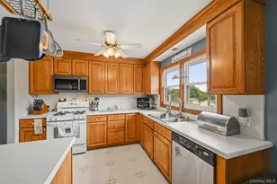 7 Tamarac Ln, Stony Point, NY 10980 - Photo 14