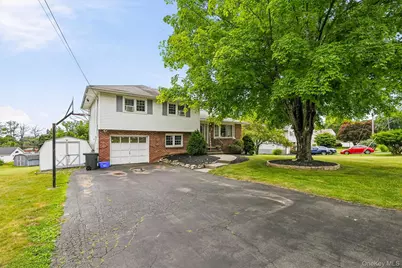 7 Tamarac Lane, Stony Point, NY 10980 - Photo 2