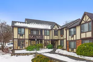 64 Foxwood Dr, Pleasantville, NY 10570 - Photo 20