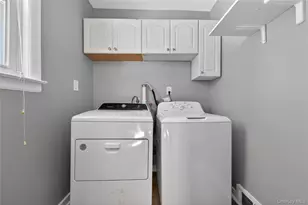 [Address not provided], Riverhead, NY 11901 - Photo 14