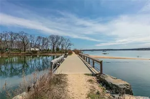 46 Locust Ln, Northport, NY 11768 - Photo 32